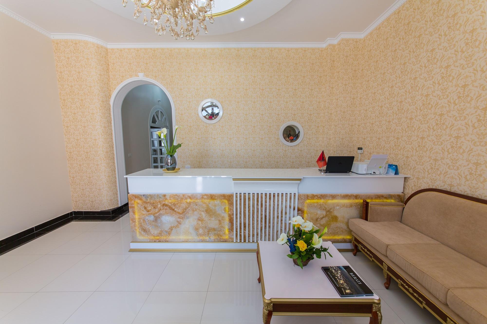 Hotel Belagrita Berat Luaran gambar