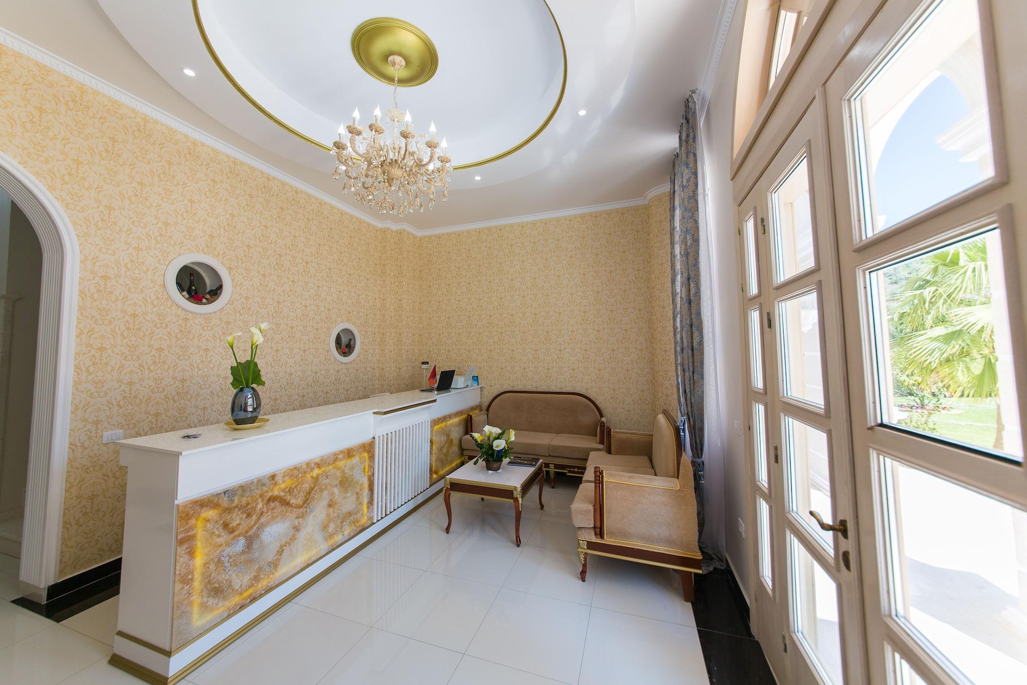 Hotel Belagrita Berat Luaran gambar